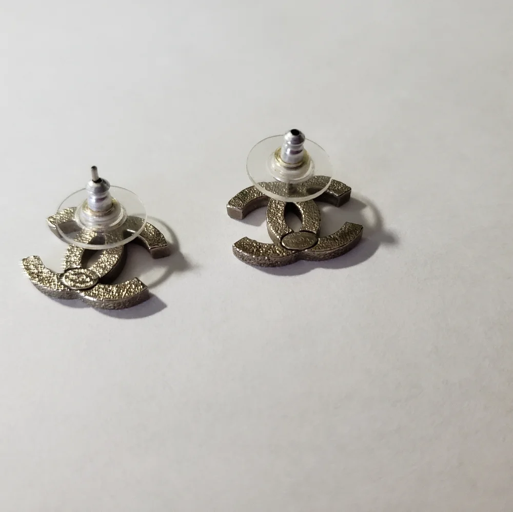 Chanel  earrings - Picture 7 of 9